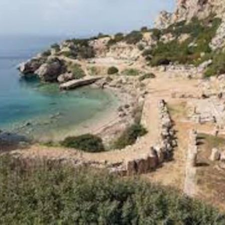House By The Sea At Skaloma, Loutraki Villa Hồ Vouliagmeni Ngoại thất bức ảnh